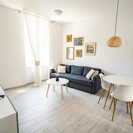 Valeria Louis Perfect Getaway - Great Location Center Apartman Split