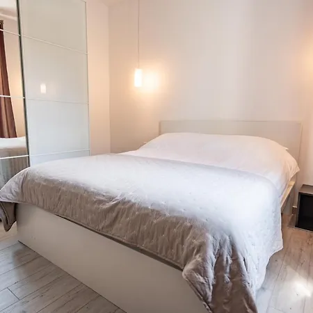 Apartman Valeria Louis Perfect Getaway - Great Location Center *