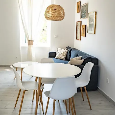 Apartman Valeria Louis Perfect Getaway - Great Location Center *