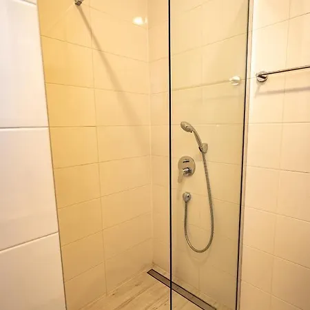 Valeria Louis Perfect Getaway - Great Location Center Apartman Split