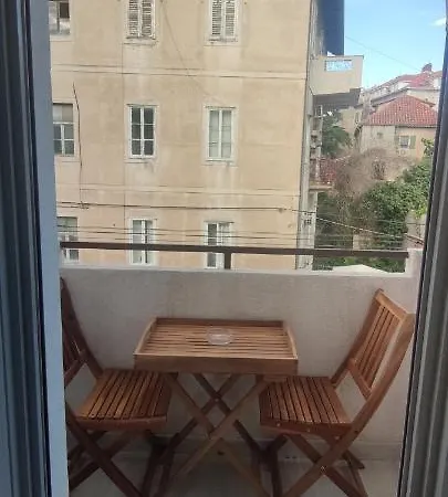 Apartment Valeria Louis Perfect Getaway - Great Location Center Split